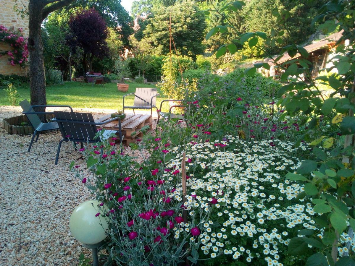 La Chabotine Bed & Breakfast Allas-Les-Mines Luaran gambar