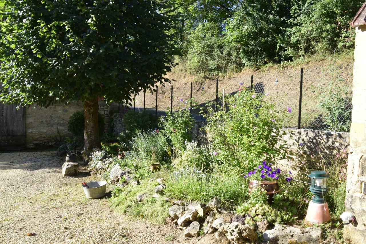 La Chabotine Bed & Breakfast Allas-Les-Mines Luaran gambar