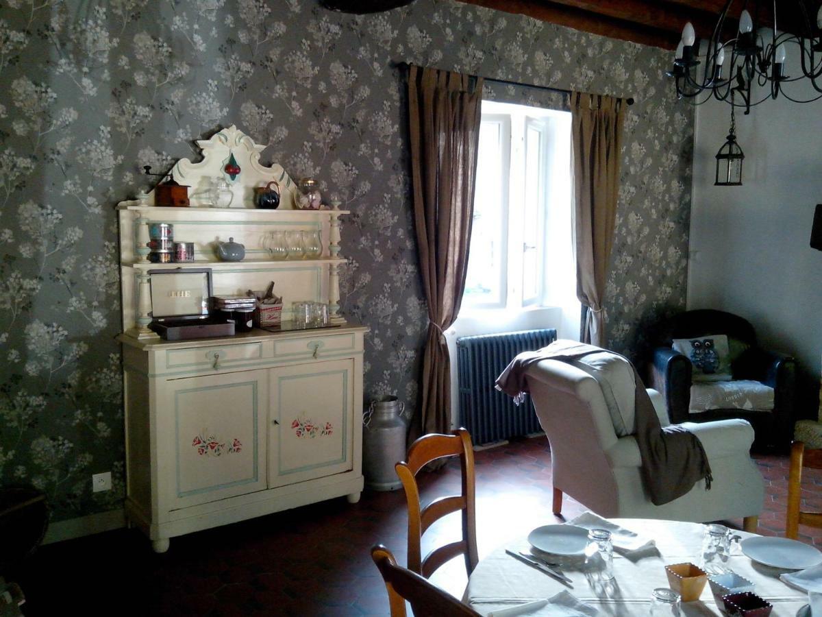 La Chabotine Bed & Breakfast Allas-Les-Mines Luaran gambar