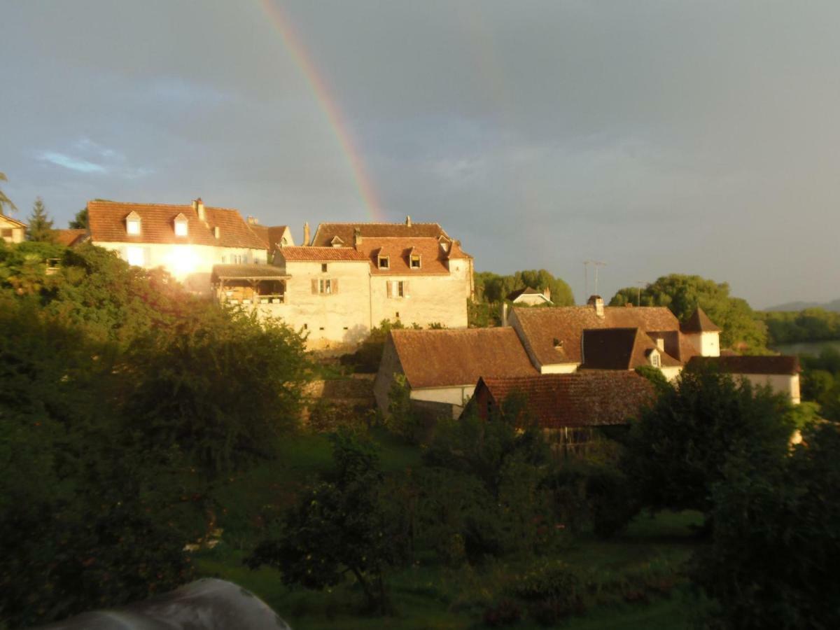 La Chabotine Bed & Breakfast Allas-Les-Mines Luaran gambar